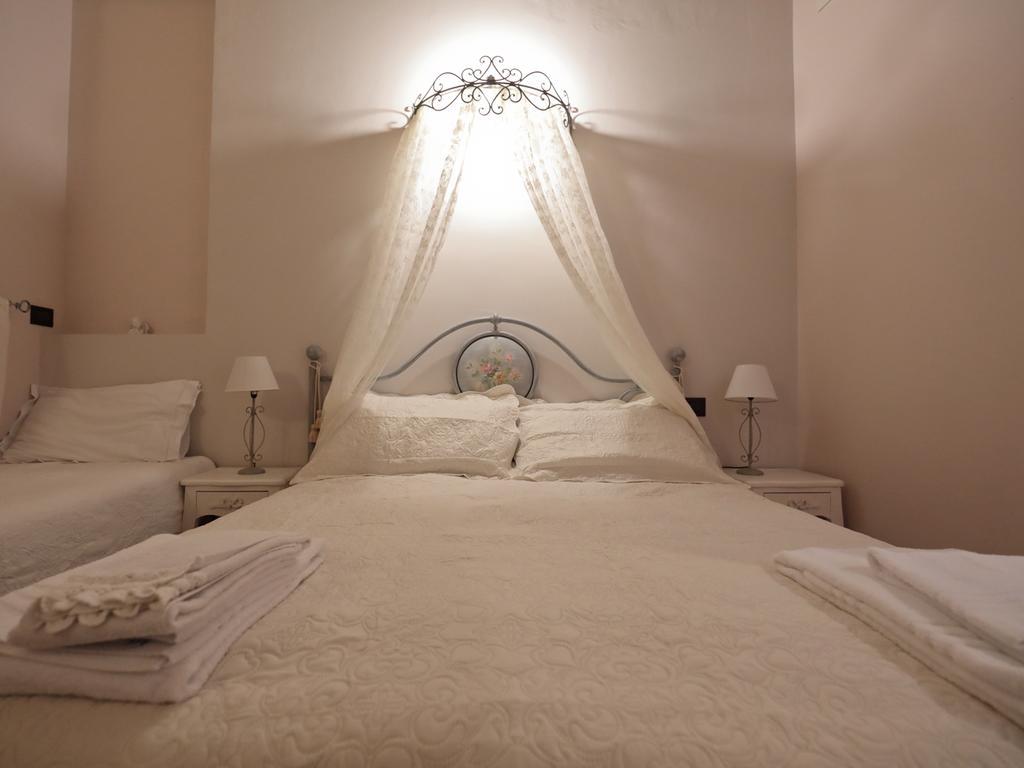 ホテル Residenza Raffaello フォリーニョ エクステリア 写真