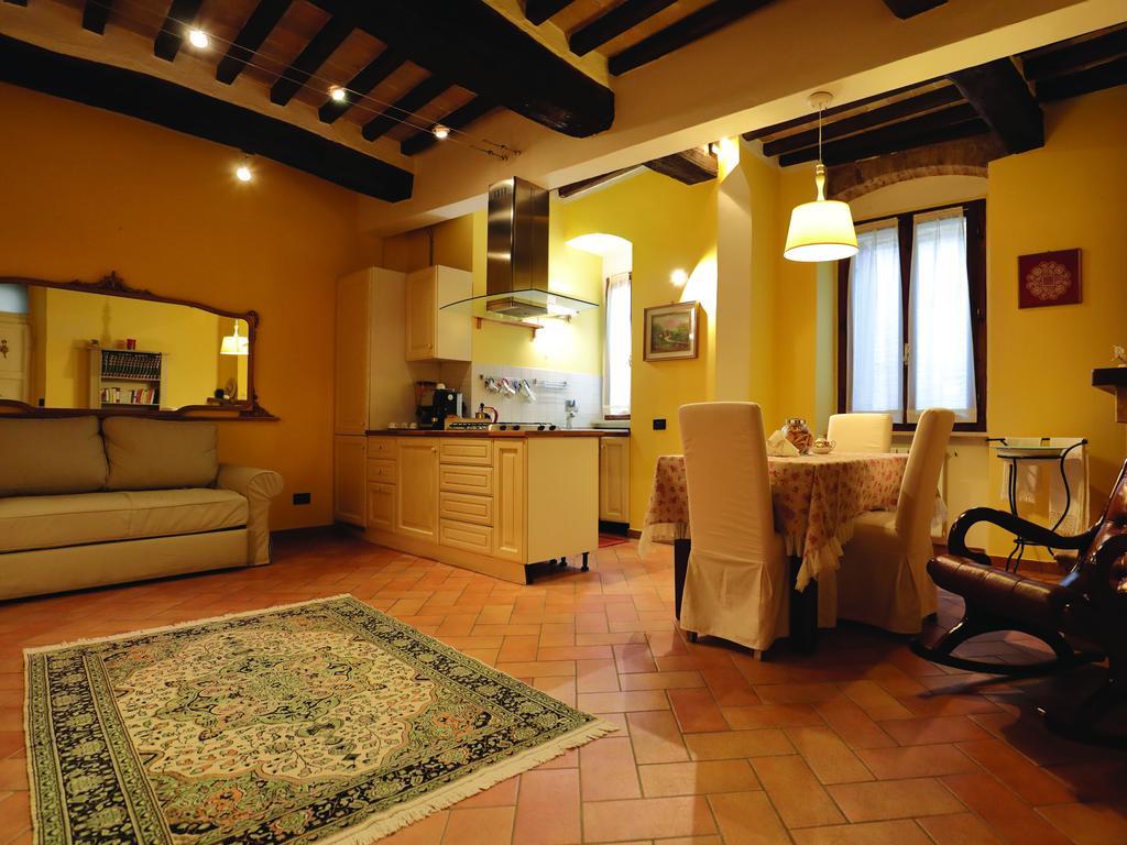 ホテル Residenza Raffaello フォリーニョ エクステリア 写真
